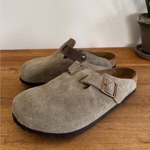 Birkenstock Boston Clog Taupe